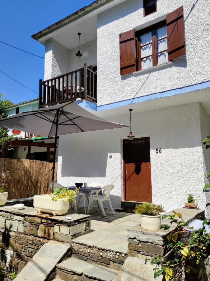 Flower House Хорефто Екстериор снимка